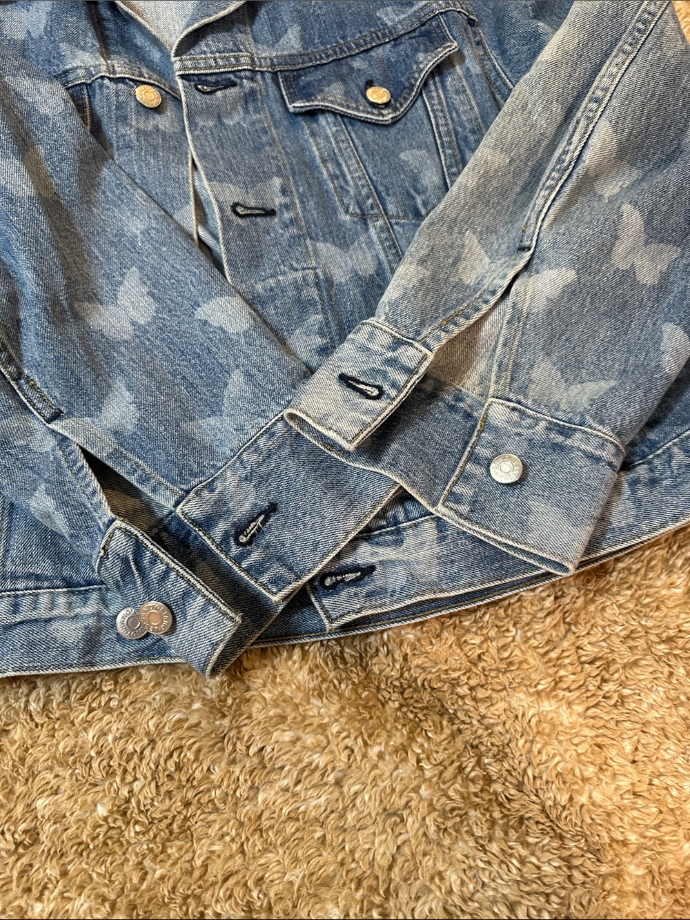 Sandy Liang Distressed Mid-Blue Denim Jacket - Picture 5 of 9